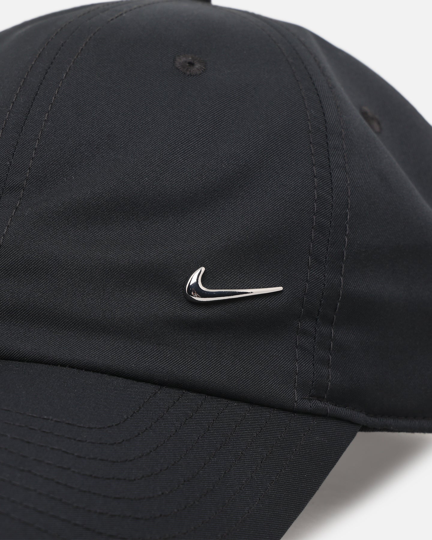 black nike hat near me