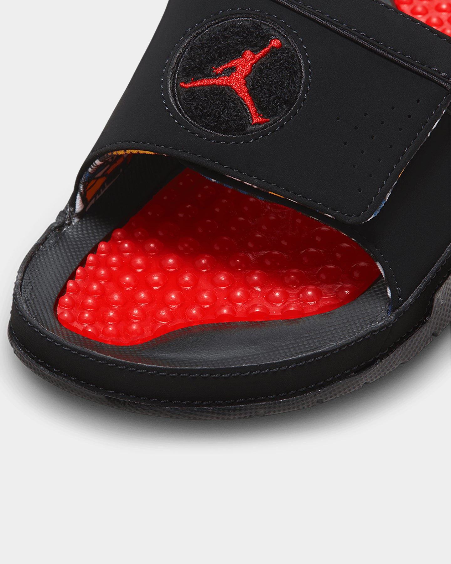 Jordan Hydro 8 Retro Black/University Red | Culture Kings