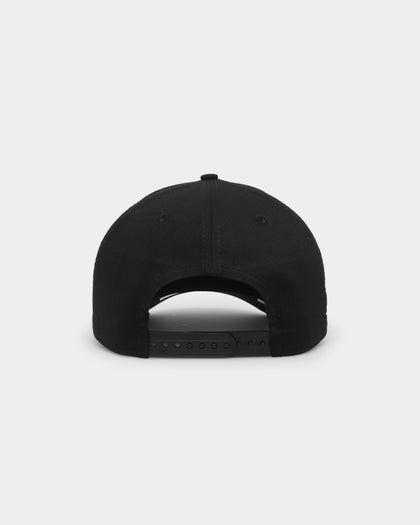 New Era Las Vegas Raiders 'Metal Badge' 9FORTY K-Frame Snapback Black/Silver