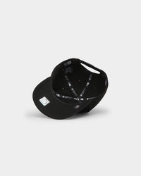 New Era Las Vegas Raiders 'Metal Badge' 9FORTY K-Frame Snapback Black/Silver