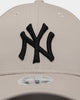 New Era New York Yankees 'Stone Black' 9FORTY Casual Strapback Light Beige