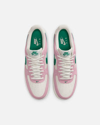 Nike Air Force 1 '07 LV8 Sail/Malachite-Med Soft Pink