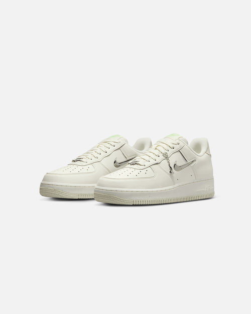 Nike Women's Air Force 1 '07 Next Nature SE Sail/Vapor Green