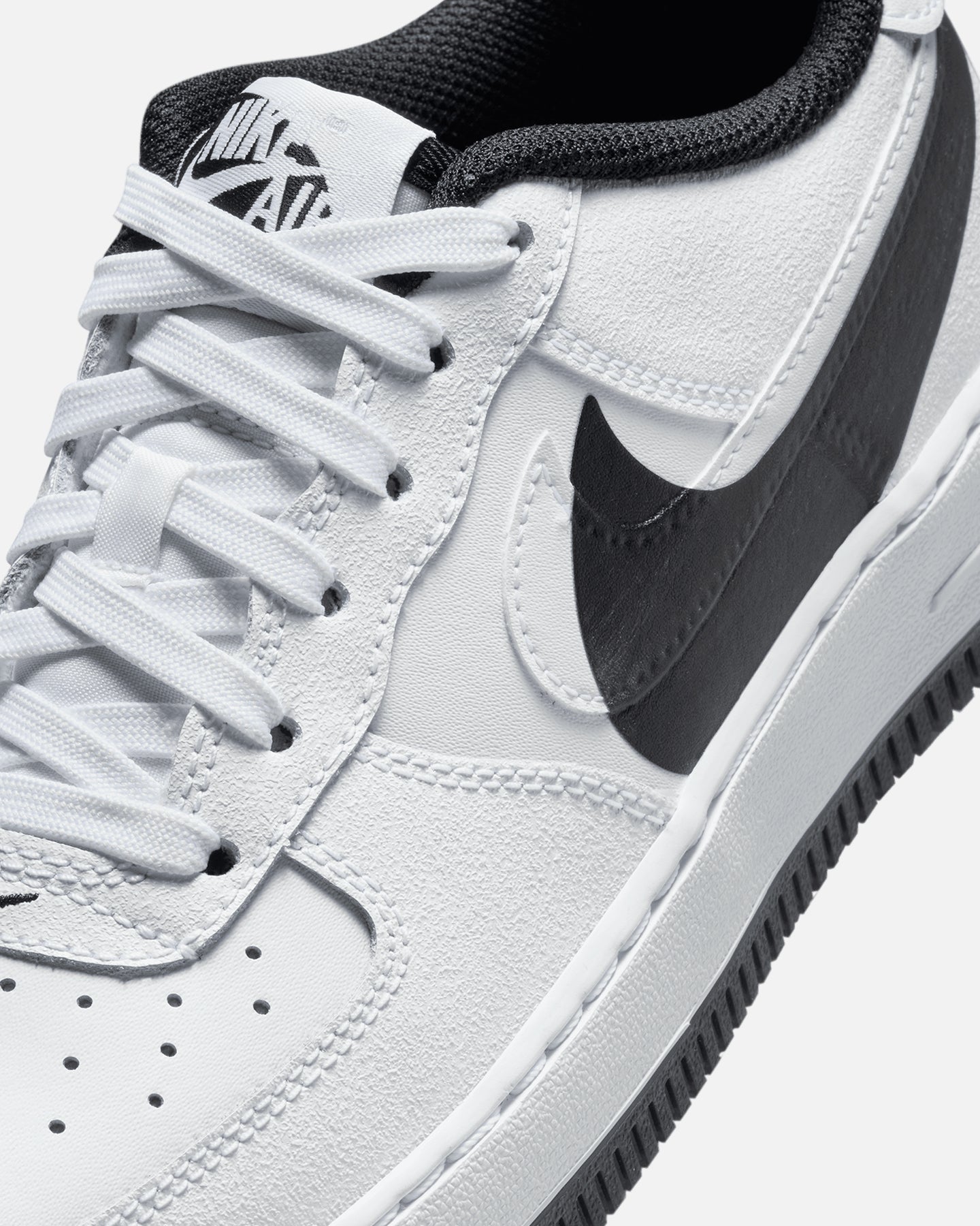 nike air force lv8 white and black
