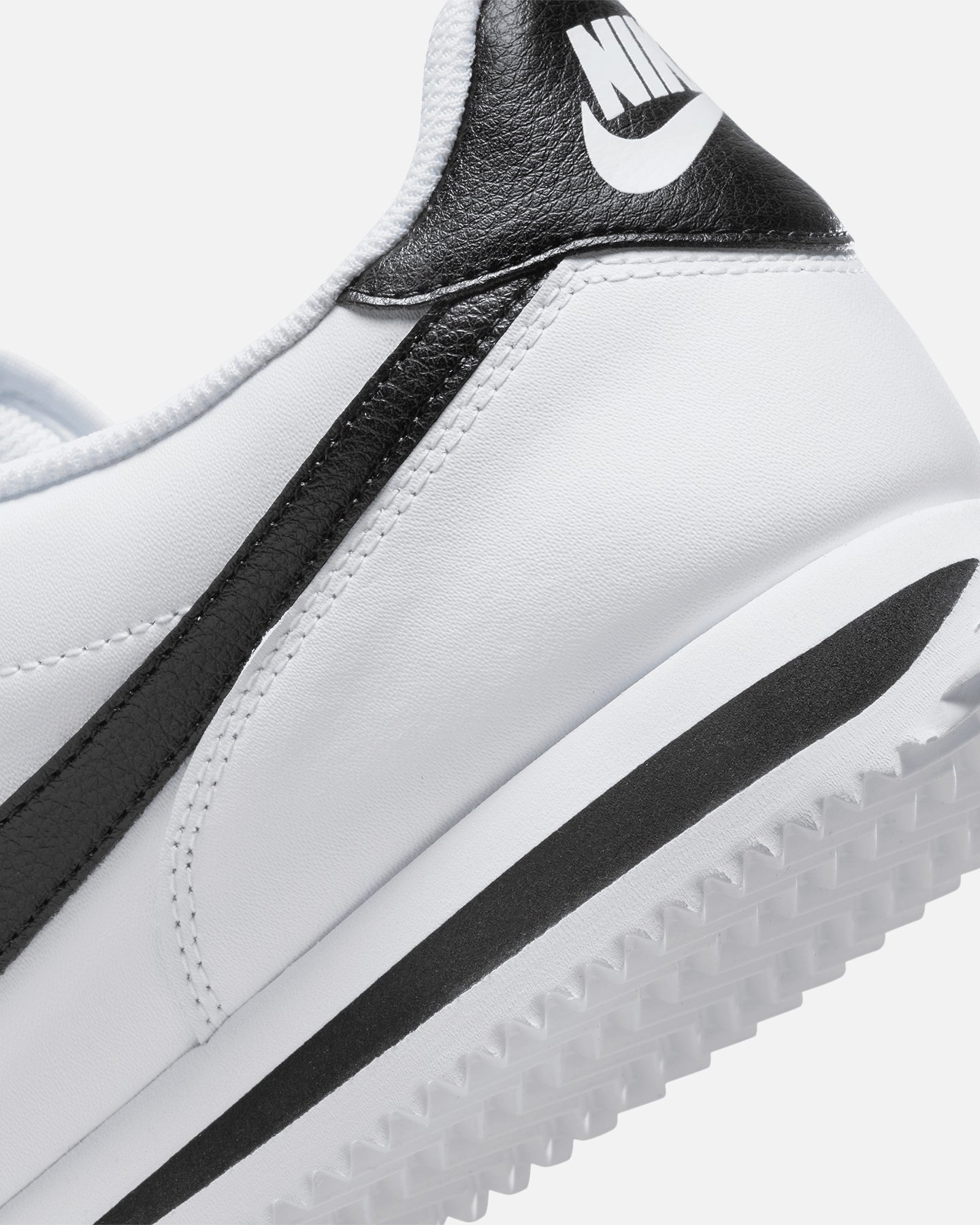 Nike Cortez White/Black | Culture Kings