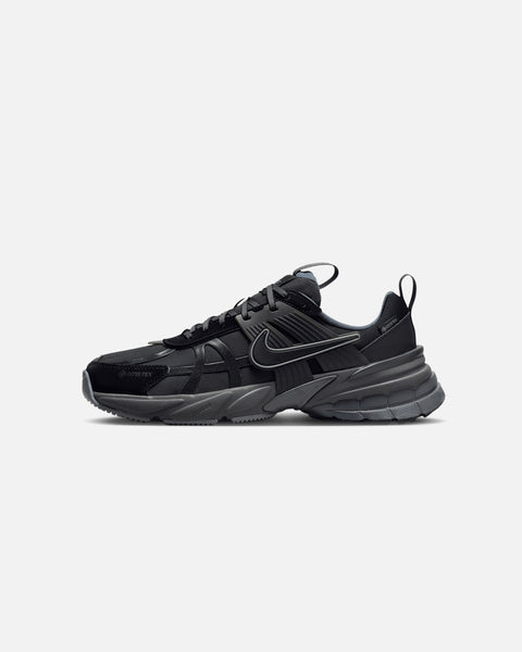 Nike Women's V2K Run GORE-TEX Black/Black | Culture Kings