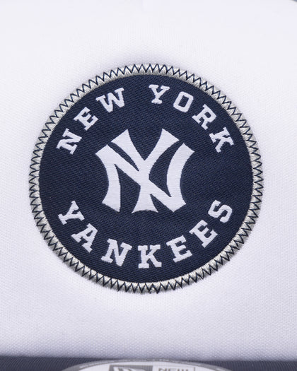 New Era New York Yankees Golfer Trucker Snapback White/Navy