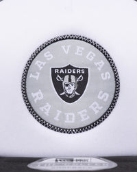 New Era Las Vegas Raiders Golfer Trucker Snapback White/Black