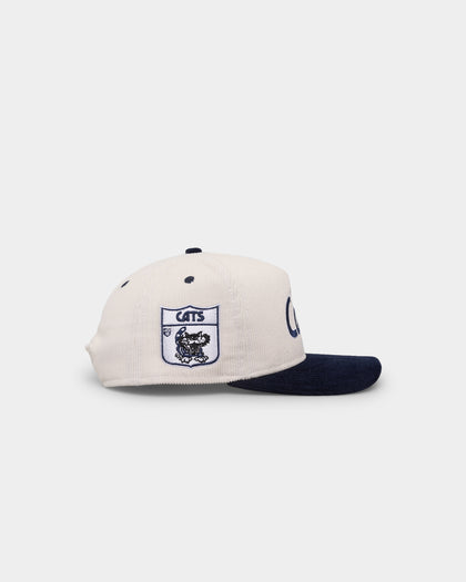 New Era Geelong Cats "AFL Cord Script" Golfer Snapback Chrome/OTC