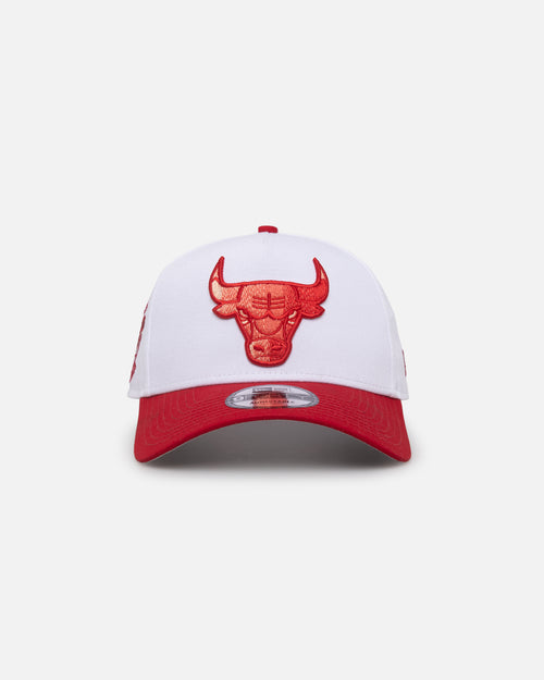 New Era Chicago Bulls 'Satin Blaze' 9FORTY A-Frame Snapback White/Scarlet