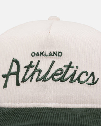 New Era Oakland Athletics 'Currency Corduroy' Golfer Pre-Curved Snapback Chrome White