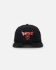 New Era Chicago Bulls Golfer Pre-Curved Snapback Black/OTC