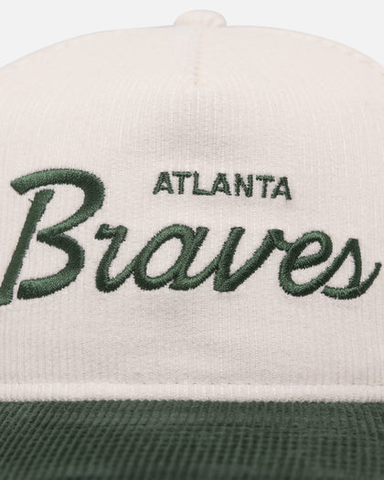 New Era Atlanta Braves 'Currency Corduroy' Golfer Pre-Curved Snapback Chrome White
