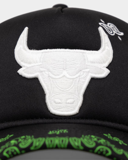 New Era Chicago Bulls 'Glow In The Dark' 9FORTY A-Frame Trucker Snapback Black/Neon Green