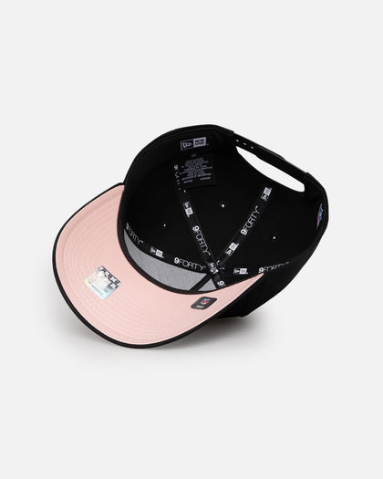 New Era Las Vegas Raiders 'Pink Satin Hearts' 9FORTY A-Frame Snapback Black/White