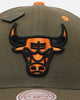 Mitchell & Ness Chicago Bulls 'Harmony of Hues' Pro Crown Snapback Olive/Orange