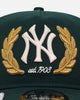 New Era New York Yankees 'Heritage Golf' Pre-Curved Golfer Snapback Cilantro Green