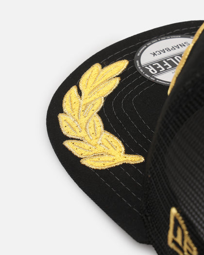 New Era New York Yankees 'Podium Collection' Pre-Curved Golfer Trucker Snapback Black/Metallic Gold