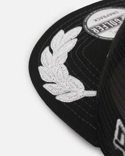 New Era Las Vegas Raiders 'Podium Collection' Pre-Curved Golfer Trucker Snapback Light Royal/Metallic Gold