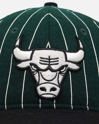 New Era Chicago Bulls 9FIFTY Retro Melton Pinstripe Strapback Dark Green/Black