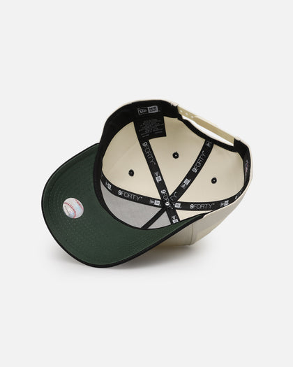 New Era New York Yankees 'Paisley Hit' 9FORTY A-Frame Snapback Chrome White/Black