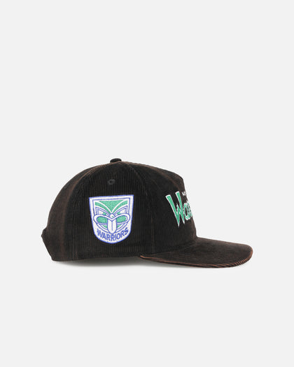 New Era New Zealand Warriors 'NRL Golfer Washed Black' Pre-Curved Corduroy Golfer Snapback Washed Black