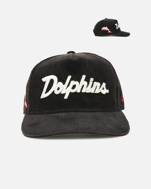 New Era Dolphins 'NRL Golfer Washed Black' Pre-Curved Corduroy Golfer Snapback Washed Black