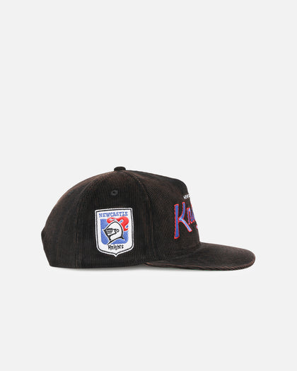 New Era Newcastle Knights 'NRL Golfer Washed Black' Pre-Curved Corduroy Golfer Snapback Washed Black