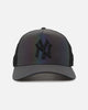 New Era New York Yankees 'Iridescent' 9FORTY A-Frame Trucker Snapback Iridescent