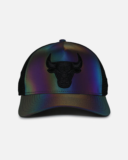 New Era Chicago Bulls 'Iridescent' 9FORTY A-Frame Trucker Snapback Iridescent