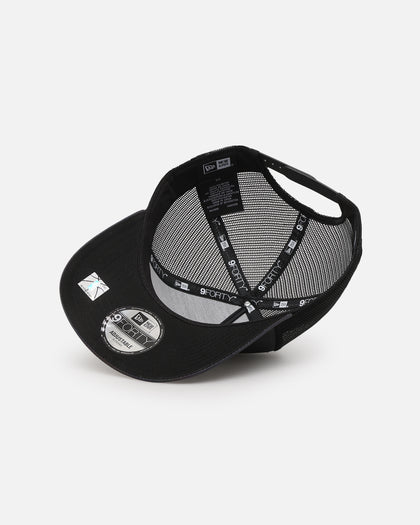 New Era Chicago Bulls 'Iridescent' 9FORTY A-Frame Trucker Snapback Iridescent