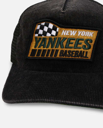 New Era New York Yankees 'Washed Cord Racer' Corduroy Golfer Trucker Snapback Washed Black