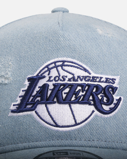 New Era Los Angeles Lakers 'Distressed Denim' 9FORTY A-Frame Snapback Light Wash Denim