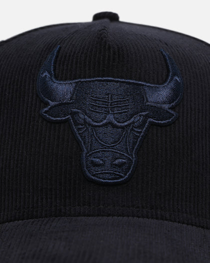 New Era Chicago Bulls 'Navy Tonal Cord' 9FORTY A-Frame Corduroy Snapback Navy