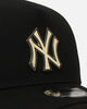 New Era New York Yankees 'Gold Medal Badge' 9FORTY A-Frame Snapback Black/White/Green