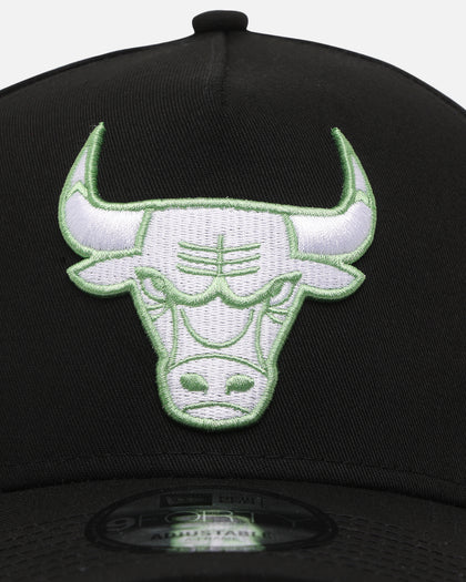 New Era Chicago Bulls 'Satin Flower' 9FORTY A-Frame Snapback Black/Pink