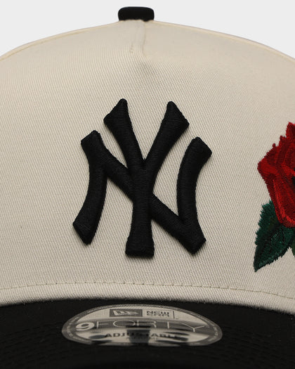 New Era New York Yankees 'Chrome Black Roses' 9FORTY A-Frame Snapback Chrome/Black