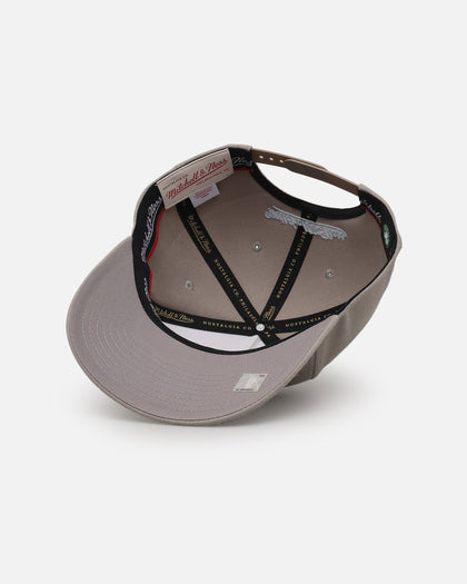 Mitchell & Ness Boston Celtics 'Seasonal Core' MVP Snapback Khaki