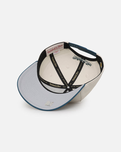 Mitchell & Ness Los Angeles Lakers 'Deep Emerald' Pro Pinch Snapback Off White/Green