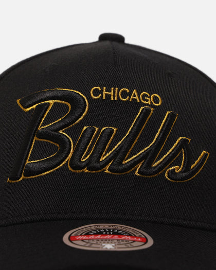Mitchell & Ness Chicago Bulls 'Team Script' MVP Snapback Black/Gold