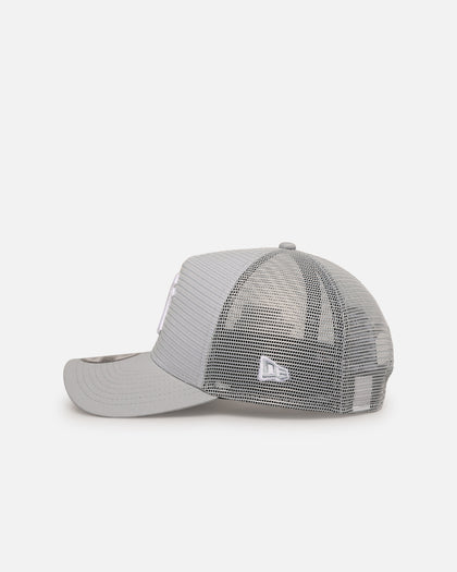 New Era New York Yankees 'Polychromatic Mesh' 9FORTY A-Frame Snapback Grey