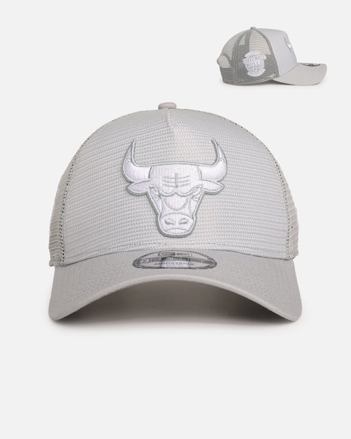 New Era Chicago Bulls 'Polychromatic Mesh' 9FORTY A-Frame Snapback Grey