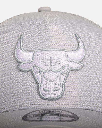 New Era Chicago Bulls 'Polychromatic Mesh' 9FORTY A-Frame Snapback Grey