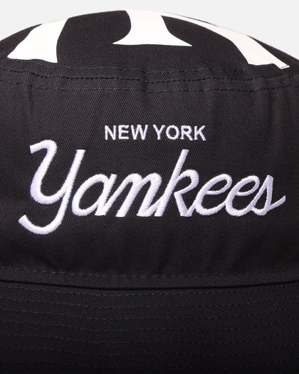 New Era New York Yankees 'Script' Bucket Hat Official Team Colour