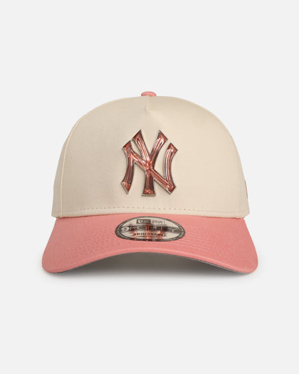 New Era New York Yankees 'Jelly Crystals Collection' 9FORTY A-Frame Snapback Chrome White/Pink