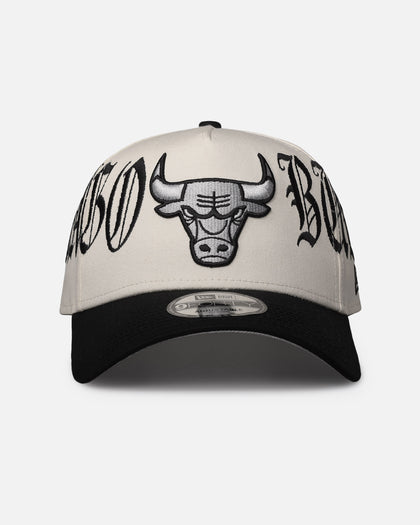 New Era Chicago Bulls 'Gothic Script Two Tone' 9FORTY A-Frame Snapback Chrome/Black