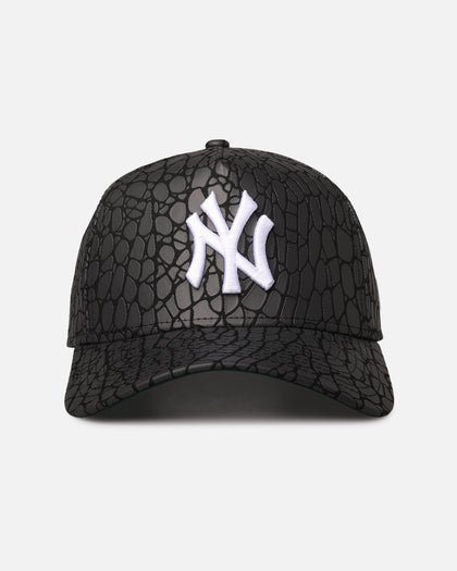 New Era New York Yankees 'Croc Skin' 9FORTY A-Frame Snapback Black