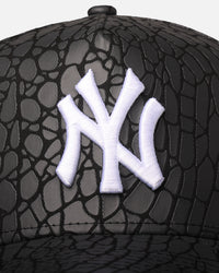 New Era New York Yankees 'Croc Skin' 9FORTY A-Frame Snapback Black