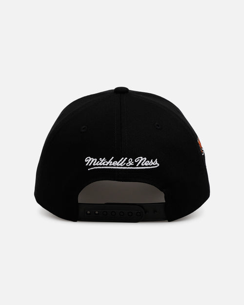 Mitchell & Mess Texas Longhorns 'Shadow Script' Pro Pinch Snapback Black
