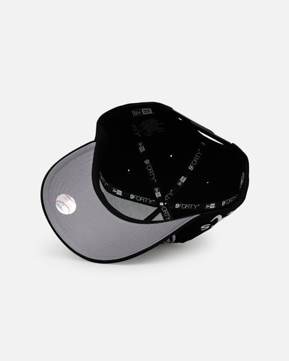 New Era Oakland Athletics 'Oversized Gothic Script Crown' 9FORTY A-Frame Snapback Black/White